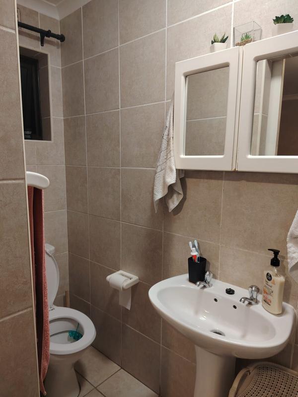 To Let 1 Bedroom Property for Rent in Ferndale Western Cape